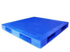 吹塑托盘和注塑托盘的区别是什么?